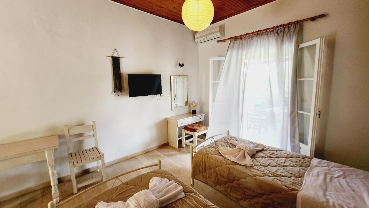 Aristea Studios Κάτω Κορακιάνα Εξωτερικό φωτογραφία